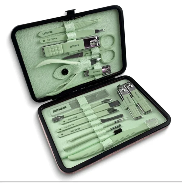 18pcs Nail Cutter Kit – Professional Manicure & Pedicure Set with Case